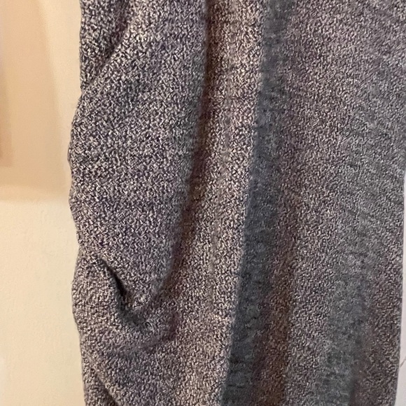 Obakki side ruched dress - Picture 2 of 9